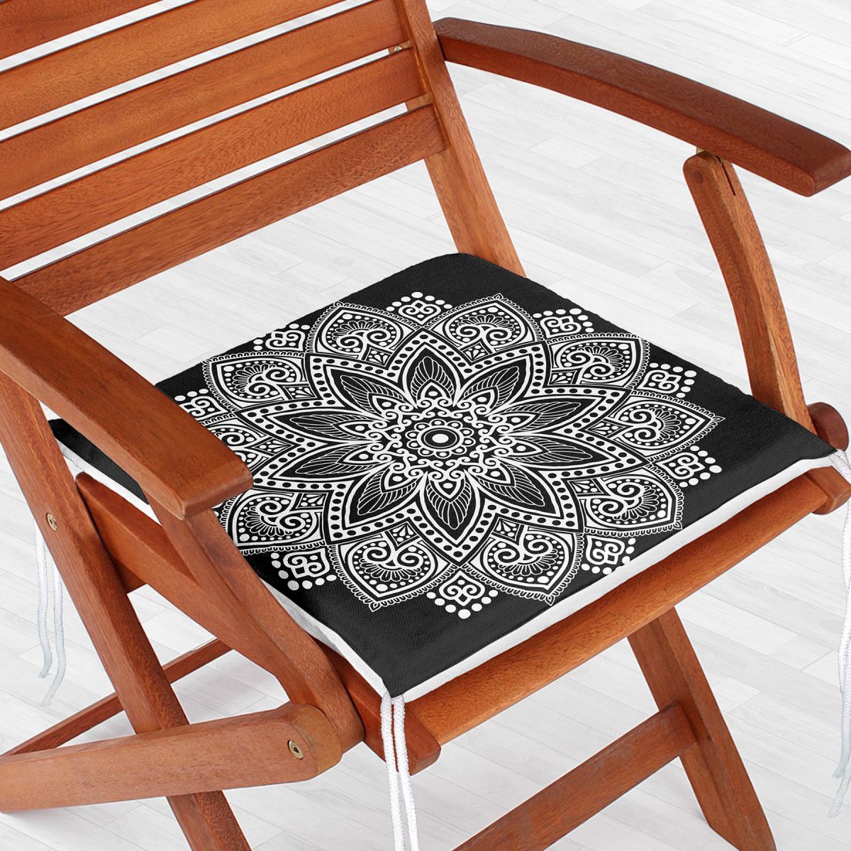 Siyah Beyaz Mandala Tasarımlı Dekoratif Fermuarlı Sandalye Minderi Realhomes