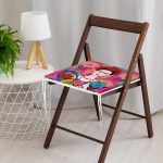 - httpsrealarge.comserdarMinderFermuarli-KareFrm-5213-Gorsel12-Gorsel-3 - Realhomes Fuşya Zeminde Frida Kahlo Motifli Özel Tasarım Fermuarlı Sandalye Minderi Realhomes