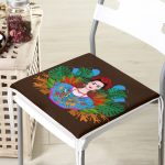 Kahverengi Zeminde Özel Tasarım Frida Kahlo Baskılı Fermuarlı Sandalye Minderi Realhomes