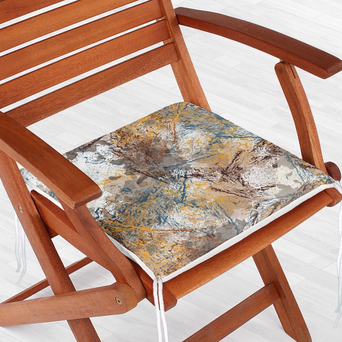 Mermer Zeminde Gold Sulu Boya Çalışması Desenli Fermuarlı Sandalye Minderi Realhomes