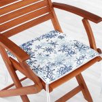 - httpsrealarge.comserdarMinderFermuarli-KareFrm-5263-Gorsel12-Gorsel-1 - Realhomes Beyaz Zeminde Mavi Kristal Ve Yıldız Motifli Özel Tasarım Modern Fermuarlı Sandalye Minderi Realhomes