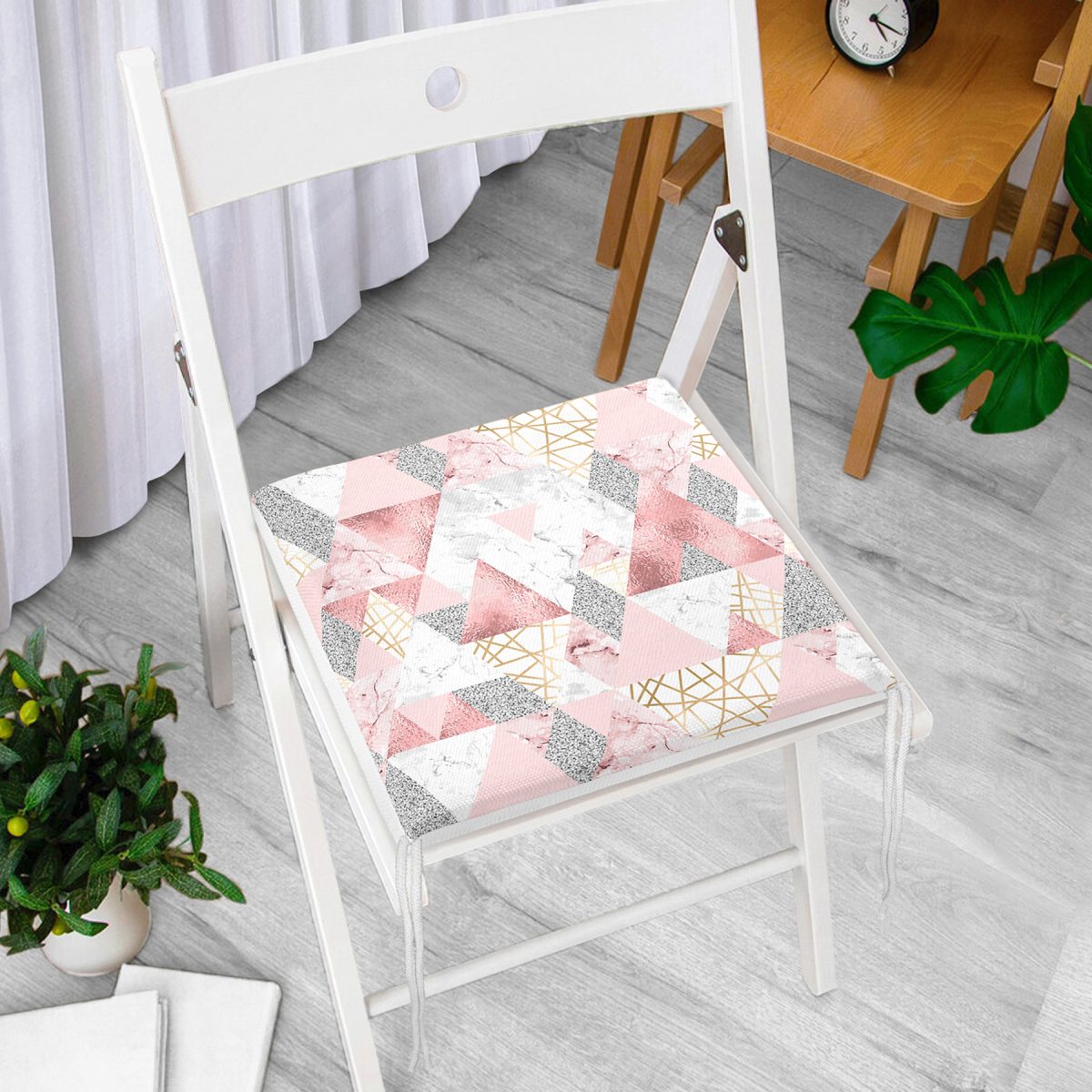 Geometrik Pembe Ve Gri Mermer Motifli Özel Tasarım Fermuarlı Sandalye Minderi Realhomes
