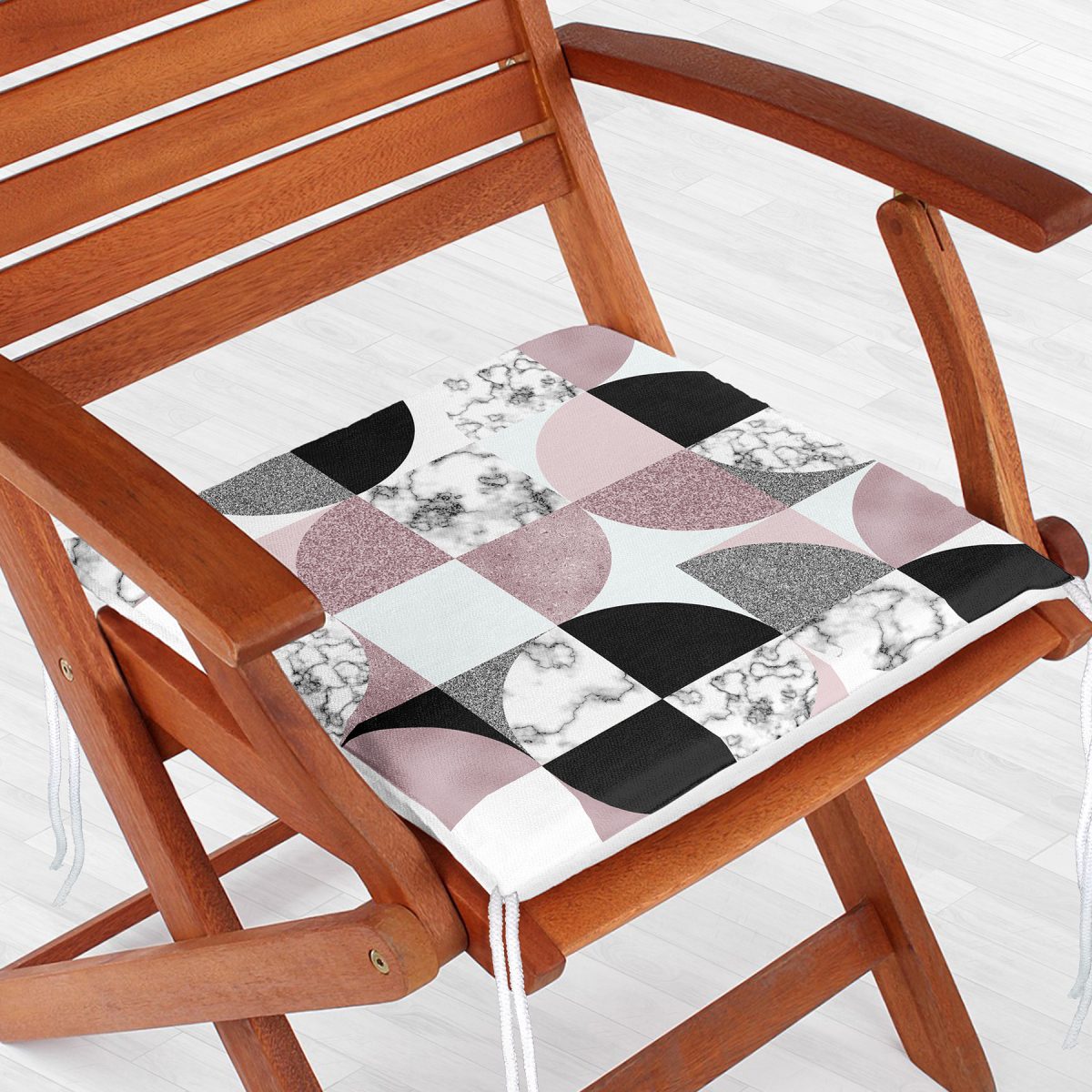 Geometrik Şekiller İçerisinde Fuşya Mermer Desenli Modern Fermuarlı Sandalye Minderi Realhomes
