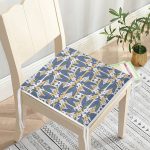 Kahverengi Çizgiler Üzerinde Soyut Çizimli Dijital Baskılı Fermuarlı Sandalye Minderi Realhomes