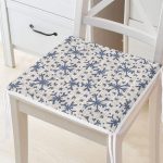 Gri Zeminde Kar Taneleri Baskılı Dekoratif Fermuarlı Sandalye Minderi Realhomes