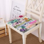 - httpsrealarge.comserdarMinderFermuarli-KareFrm-5580-Gorsel12-Gorsel - Realhomes Renkli Zeminde Geometrik Yaprak Desenli Fermuarlı Sandalye Minderi Realhomes