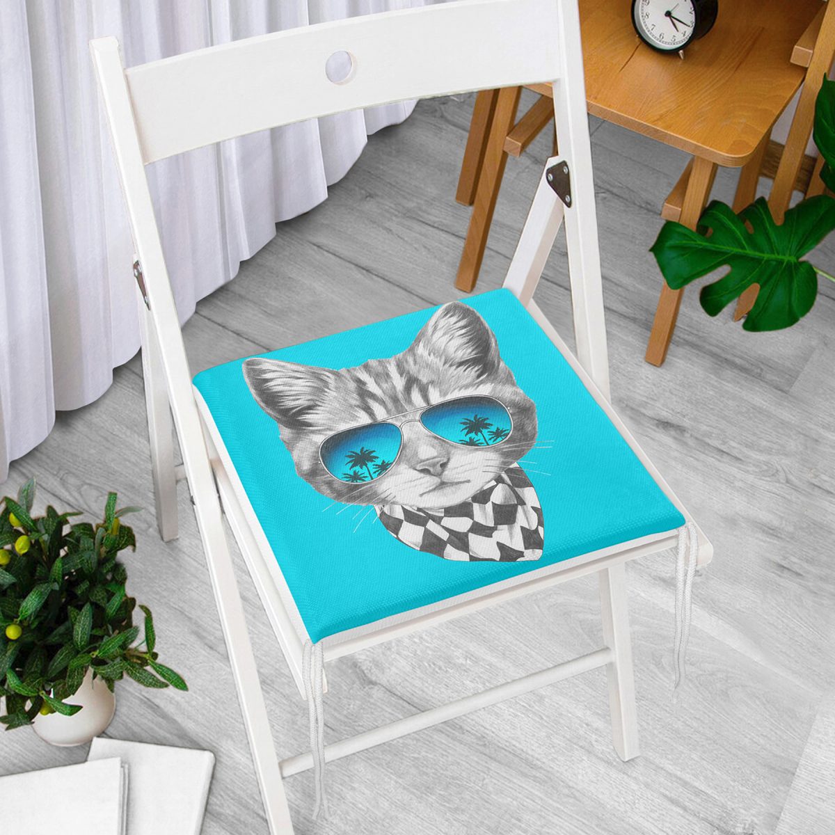 Mavi Zeminde Gözlüklü Cool Kedi Motifli Fermuarlı Sandalye Minderi Realhomes