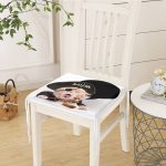 - httpsrealarge.comserdarMinderFermuarli-KareFrm-5644-Gorsel12-Gorsel-3 - Realhomes  Korsan Giysili Sarı Kedi Dekoratif Fermuarlı Sandalye Minderi Realhomes