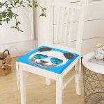 Mavi Zeminde Gözlüklü Cool Panda Motifli Dekoratif Fermuarlı Sandalye Minderi Realhomes