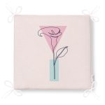 - httpsrealarge.comserdarMinderFermuarli-KareFrm-5778-Gorsel12-Gorsel-4 - Realhomes  Pembe Zeminde Gül Motifli Bohemian Dekoratif Fermuarlı Sandalye Minderi Realhomes