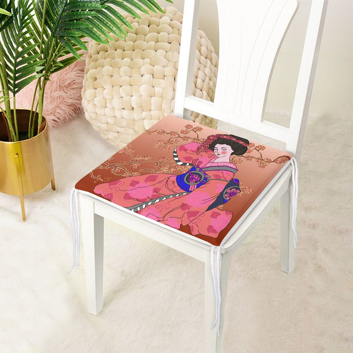 Çiçek Motifleri Üzerinde Japon Kız Desenli Modern Fermuarlı Sandalye Minderi Realhomes