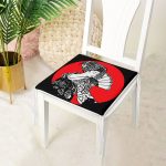 - httpsrealarge.comserdarMinderFermuarli-KareFrm-5804siyah-Gorsel12-Gorsel-3 - Realhomes  Siyah ve Kırmızı Zeminde Gri Japon Kız Motifli Fermuarlı Sandalye Minderi Realhomes