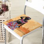 - httpsrealarge.comserdarMinderFermuarli-KareFrm-5815-Gorsel12-Gorsel - Realhomes Etnik Desen Zeminli Siyahi Kadın Motifli Dekoratif Fermuarlı Sandalye Minderi Realhomes