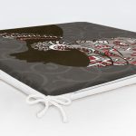 - httpsrealarge.comserdarMinderFermuarli-KareFrm-5825-Gorsel12-Gorsel-5 - Realhomes  Gri Zemin Desenli Siyahi Kadın Motifli Fermuarlı Sandalye Minderi Realhomes