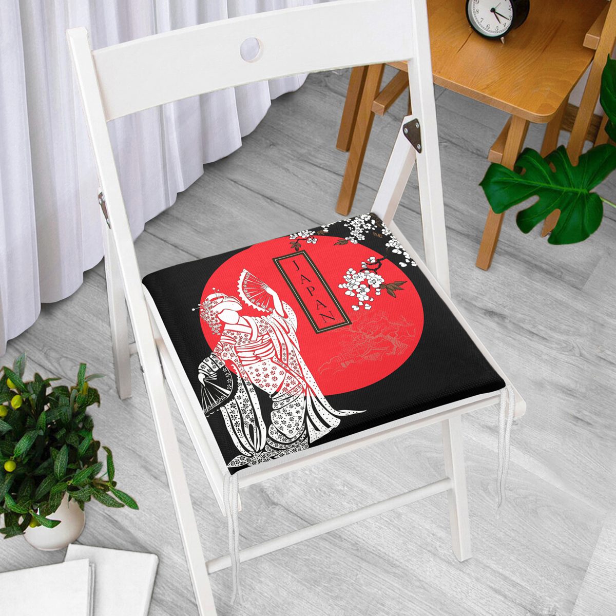 Beyaz Dal Desenli Çift Yelpazeli Japan Kadın Modern Fermuarlı Sandalye Minderi Realhomes