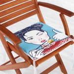 - httpsrealarge.comserdarMinderFermuarli-KareFrm-5841-Gorsel12-Gorsel-1 - Realhomes  Suşi Yiyen Japon Kız Desenli Modern Fermuarlı Sandalye Minderi Realhomes