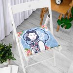 - httpsrealarge.comserdarMinderFermuarli-KareFrm-5847-Gorsel12-Gorsel-1 - Realhomes  Çiçek Detaylı Modern Kadın Motifli Dekoratif Fermuarlı Sandalye Minderi Realhomes