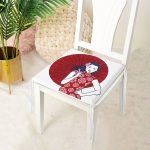 - httpsrealarge.comserdarMinderFermuarli-KareFrm-5858-Gorsel12-Gorsel-3 - Realhomes Sırtında Kırmızı Şemsiyeli Japon Kadın Motifli Fermuarlı Sandalye Minderi Realhomes