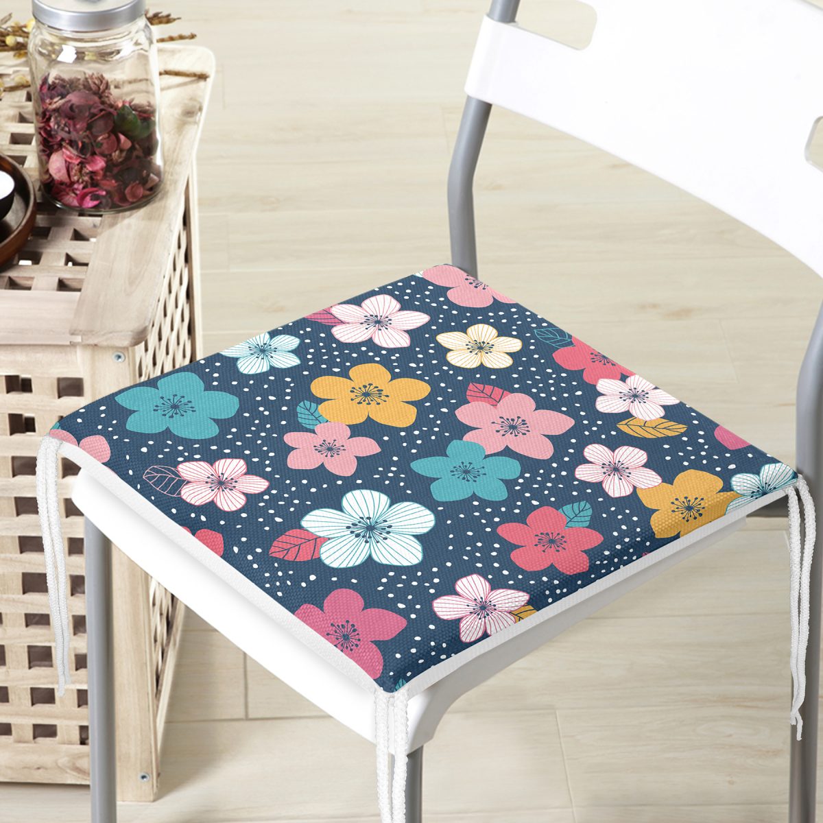 Çiçek Temalı Dekorati Kare Sandalye Minderi 40x40cm ermuarlı Realhomes