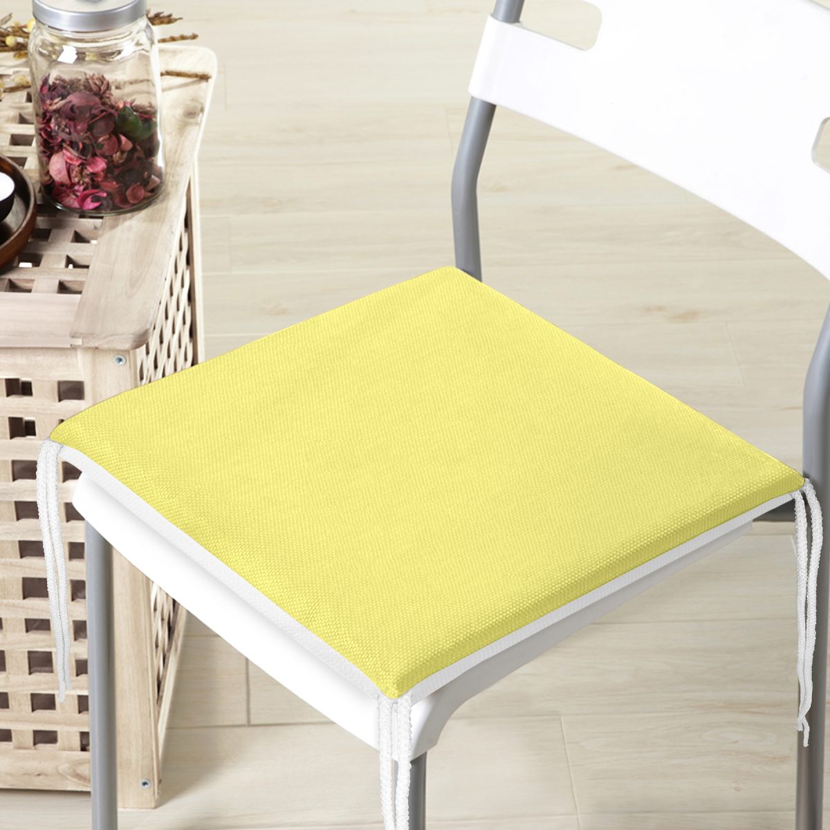 Sarı Renkli Dekorati Kare Sandalye Minderi 40x40cm ermuarlı Realhomes