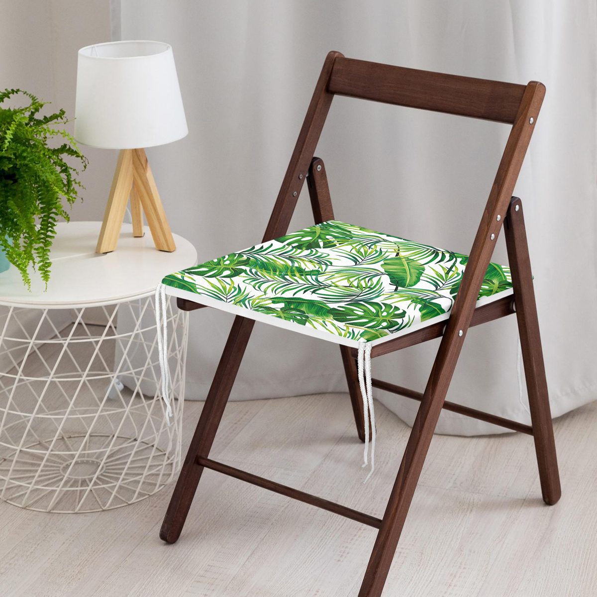 Beyaz Zeminde Yeşil Yapraklar Tasarımlı Modern Fermuarlı Sandalye Minderi Realhomes