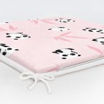 - Frm-1218-Gorsel-5 - Realhomes Pembe Zeminde Sevimli Panda Tasarımlı Dijital Baskılı Özel Tasarım Modern Fermuarlı Sandalye Minderi Realhomes