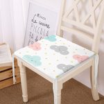 - Web - Realhomes Gülümseyen Bulut Temalı Dijital Baskılı Özel Tasarım Modern Fermuarlı Sandalye Minderi Realhomes