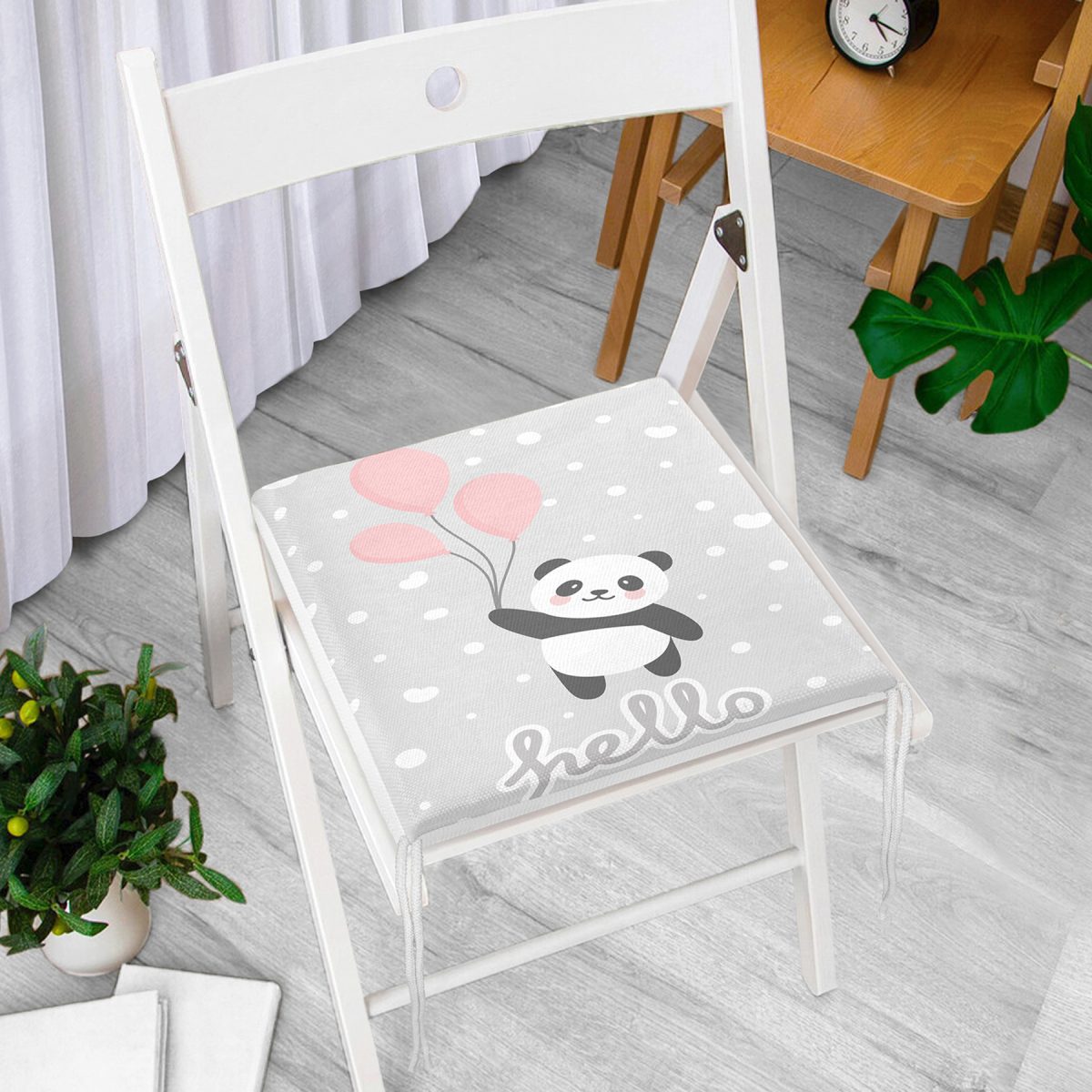 Uçan Balonlar ve Sevimli Panda Desenli Modern Fermuarlı Sandalye Minderi Realhomes