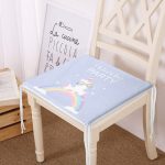 - Frm-4368-Gorsel - Realhomes Unicorn Party Yazılı Özel Tasarımlı Dijital Baskılı Çocuk Odası Fermuarlı Sandalye Minderi Realhomes