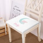 - Frm-4535-Gorsel - Realhomes Beyaz Zeminde Aydaki Fil Desenli Modern Fermuarlı Sandalye Minderi Realhomes