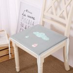 - Frm-4611-Gorsel - Realhomes Gri Zemin Mavi Bulut Desenli Özel Tasarımlı Dijital Baskılı Modern Fermuarlı Sandalye Minderi Realhomes