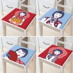 4'lü Kırmızı Ve Mavi Japon Kız Tasarımlı Dekoratif Fermuarlı Sandalye Minderi Seti Realhomes