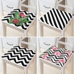 - RealHomes Fermuarlı Sandalye Minderi - Realhomes 4'lü Flamingo ve Siyah Beyaz Geometrik Desenli Fermuarlı Sandalye Minderi Seti Realhomes