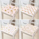 - RealHomes Fermuarlı Sandalye Minderi - Realhomes 4'lü Gold Detaylı Pembe Geometrik Çizimli Fermuarlı Sandalye Minderi Seti Realhomes