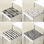 - RealHomes Fermuarlı Sandalye Minderi - Realhomes  4'lü Beyaz Zemin Üzerinde Gold Detaylı Yaprak Desenli Modern Fermuarlı Sandalye Minderi Seti Realhomes