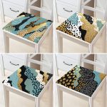 - RealHomes Fermuarlı Sandalye Minderi - Realhomes  4'lü Renkli Zemin Üzerinde Gold Detaylı Soyut Çizimli Modern Fermuarlı Sandalye Minderi Seti Realhomes