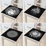 4'lü Siyah Beyaz Medusa Tasarımlı Fermuarlı Sandalye Minderi Seti Realhomes