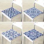 - RealHomes Fermuarlı Sandalye Minderi - Realhomes  4'lü Beyaz Zemin Üzerinde Çini Desenli Modern Fermuarlı Sandalye Minderi Seti Realhomes