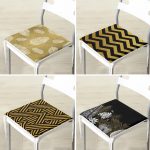 - RealHomes Fermuarlı Sandalye Minderi - Realhomes 4'lü Renkli Zemin Üzerinde Gold Detaylı Geometrik Desenli Modern Fermuarlı Sandalye Minderi Seti Realhomes