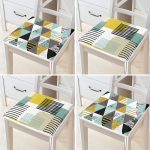 - RealHomes Fermuarlı Sandalye Minderi - Realhomes  4'lü Beyaz Zemin Üzerinde Geometrik Desenli Modern Fermuarlı Sandalye Minderi Seti Realhomes