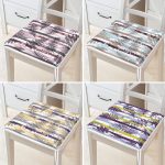 4'lü Beyaz Zemin Üzerinde Siyah Geometrik Desenli Modern Fermuarlı Sandalye Minderi Seti Realhomes