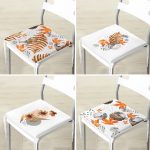 - RealHomes Fermuarlı Sandalye Minderi - Realhomes  4'lü Beyaz Zemin Üzerinde Kurumuş Yaprak Ve Çiçek Tasarımlı Modern Dijital Baskılı Fermuarlı Sandalye Minderi Seti Realhomes