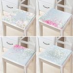 4'lü Renkli Zemin Üzerinde Yaprak Desenli Modern Fermuarlı Sandalye Minderi Seti Realhomes