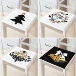 - RealHomes Fermuarlı Sandalye Minderi - Realhomes 4'lü Siyah Beyaz Gold Detaylı Mery Christmas Temalı Dijital Baskılı Modern Fermuarlı Sandalye Minderi Seti Realhomes