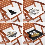 - RealHomes Fermuarlı Sandalye Minderi - Realhomes 4'lü Siyah Beyaz Gold Detaylı Mery Christmas Temalı Dijital Baskılı Modern Fermuarlı Sandalye Minderi Seti Realhomes