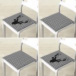 4'lü Balıksırtı Tasarımlı Geyik Motifli Fermuarlı Sandalye Minderi Seti Realhomes