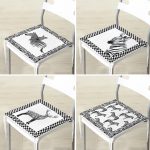 - RealHomes Fermuarlı Sandalye Minderi - Realhomes  4'lü Siyah Beyaz Temalı Zebra Motifli Fermuarlı Sandalye Minderi Seti Realhomes