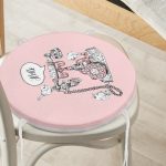 Pembe Zemin Antika Telefon Tasarımlı Dijital Baskılı Modern Yuvarlak Fermuarlı Sandalye Minderi Realhomes