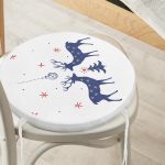 - RealHomes Yuvarlak Fermuarlı Minder - Realhomes  Mery Christmas Geyik Tasarımlı Dijital Baskılı Yuvarlak Fermuarlı Sandalye Minderi Realhomes