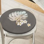 - RealHomes Yuvarlak Fermuarlı Minder - Realhomes  Egzotik Yaprak Tasarımlı Dijital Baskılı Yuvarlak Fermuarlı Sandalye Minderi Realhomes